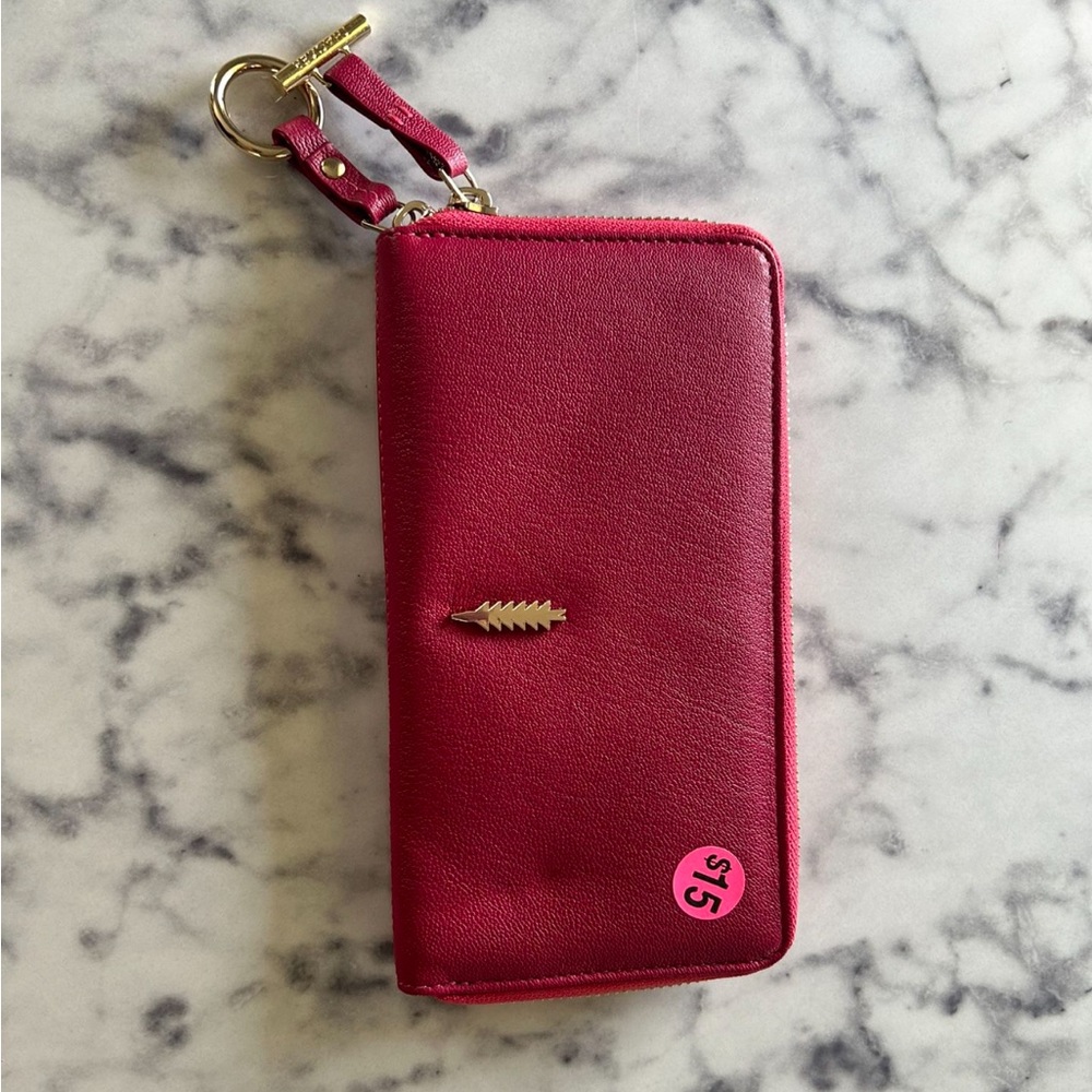 Spacious pink wallets w/ Gold Detailing